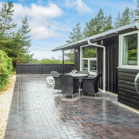 7 Person In Henne-by Traum Дом отдыха *